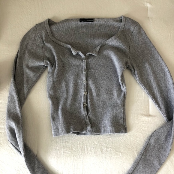 Brandy Melville Tops - Brandy Melville zelly top